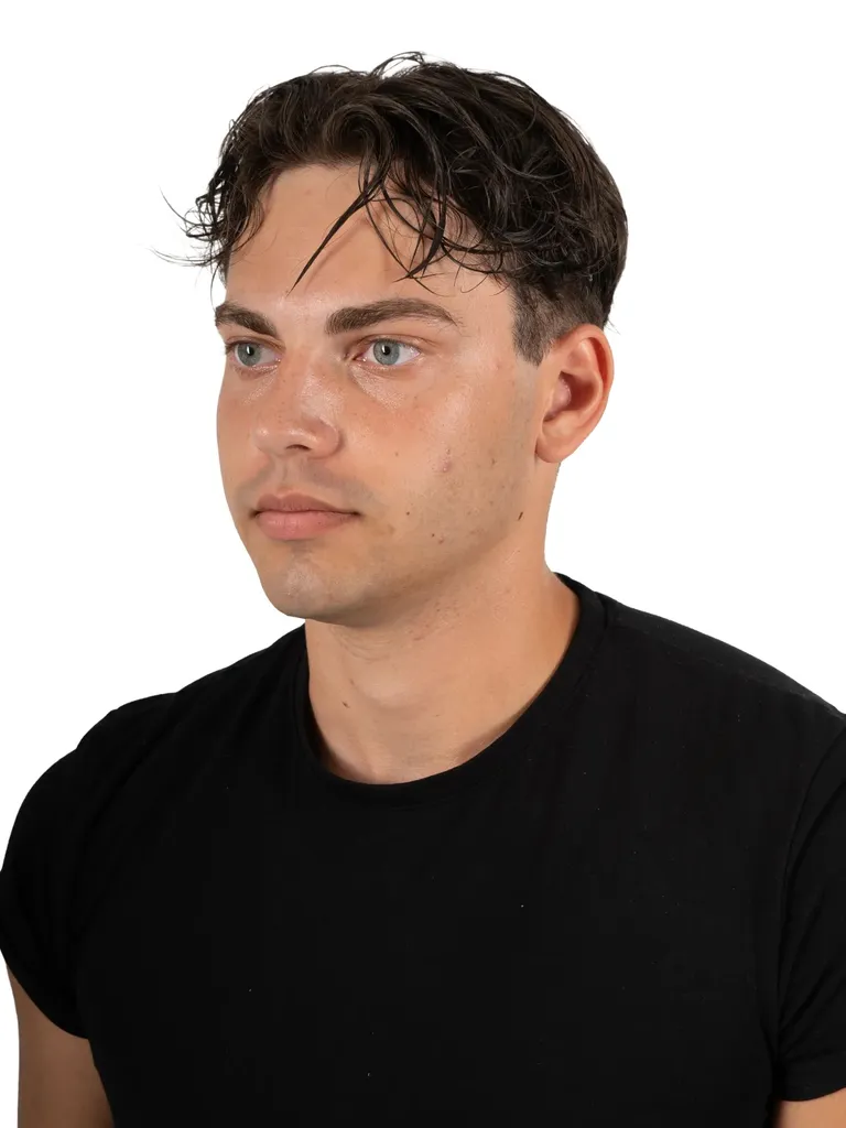 Ádám